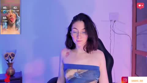 Snapshot of haanna_thompsoon chatting on December 22, 11:31 pm haanna_thompsoon online show from December 22, 11:31 pm