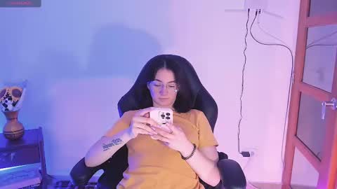 Snapshot of haanna_thompsoon chatting on December 9, 7:07 pm haanna_thompsoon online show from December 9, 7:07 pm