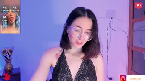 Snapshot of haanna_thompsoon chatting on December 22, 2:28 am haanna_thompsoon online show from December 22, 2:28 am