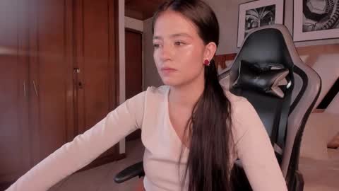 haathorx online show from October 7, 10:58 pm