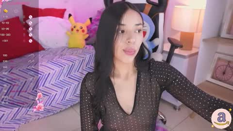 Hade online show from February 28, 7:35 pm