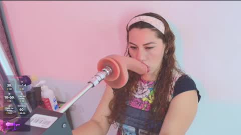 Snapshot of hade_cute2 chatting on December 7, 4:25 pm hade_cute2 online show from December 7, 4:25 pm
