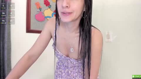 Hae-In online show from March 9, 8:18 am