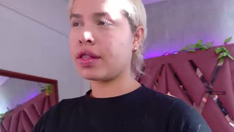 Haely online show from November 23, 12:18 pm