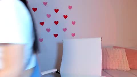 Hailey online show from March 3, 1:07 am