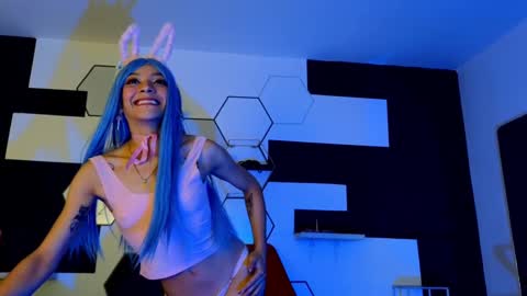 Snapshot of haileycat_ chatting on March 5, 2:14 am haileycat_ online show from March 5, 2:14 am