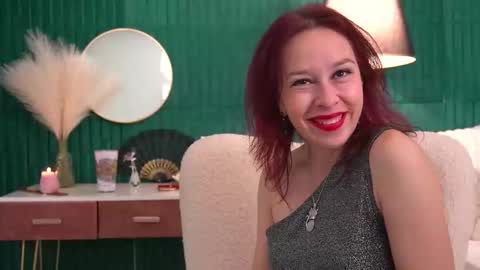 Hailey online show from November 19, 5:29 am