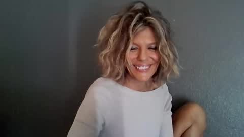 Hailey online show from February 16, 7:58 pm