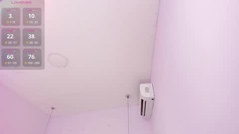 Hailey online show from November 29, 11:36 am