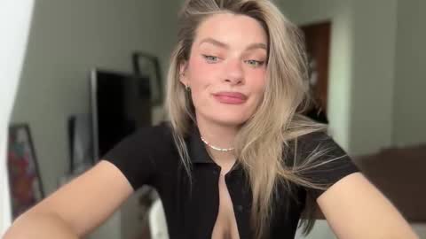 Snapshot of haley_rune chatting on October 3, 10:42 am haley_rune online show from October 3, 10:42 am