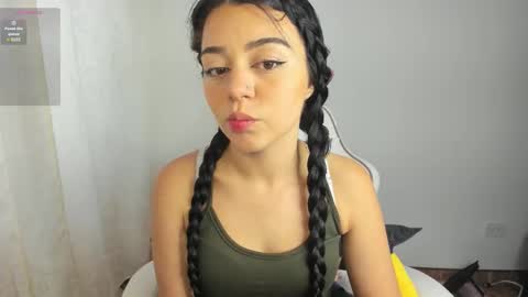 Hana Garcia online show from October 30, 7:04 pm