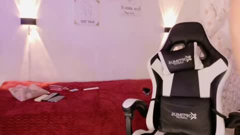 hanna_brownsxy online show from April 15, 4:57 am