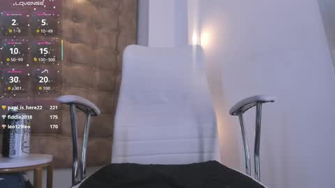 Snapshot of hanna_jadidi chatting on October 8, 4:50 am Hanna online show from October 8, 4:50 am
