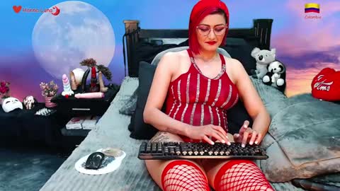 Snapshot of hanna_luna chatting on January 15, 7:15 am Hanna online show from January 15, 7:15 am