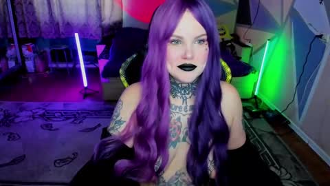 Hannah online show from February 24, 10:13 am