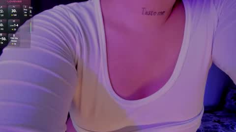 Hannah online show from September 30, 6:57 pm