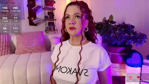 Snapshot of hannah_lovee chatting on March 5, 3:18 am hannah_lovee online show from March 5, 3:18 am