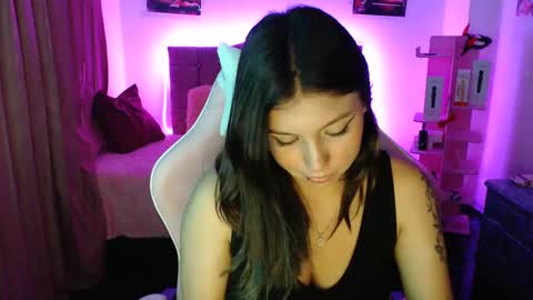 hannah_swet online show from February 12, 2:56 am