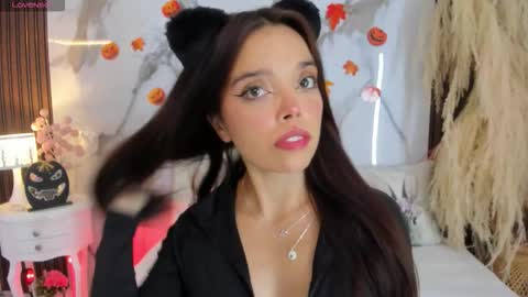 Hannahill69 online show from October 28, 5:13 am