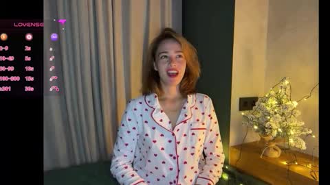 hannahinto online show from December 14, 3:56 am