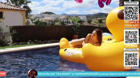Snapshot of hannahjames710 chatting on October 20, 2:42 pm Hannah James online show from October 20, 2:42 pm