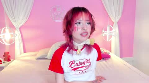Snapshot of hannahpage chatting on December 13, 12:39 pm Hannah online show from December 13, 12:39 pm
