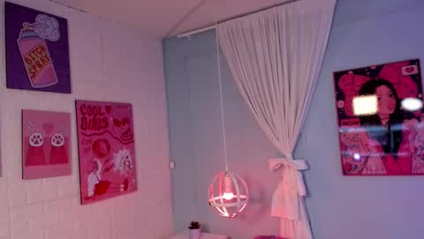 Hannah online show from December 1, 12:09 pm