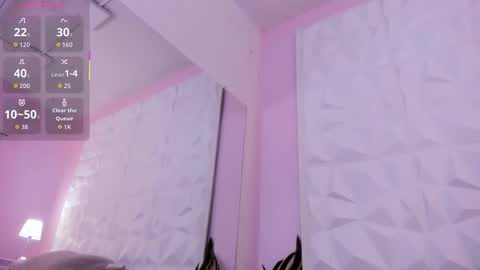 hannahtoons_ online show from January 11, 4:06 am