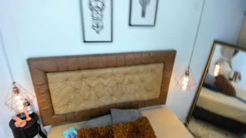 Hanna online show from November 6, 1:06 pm