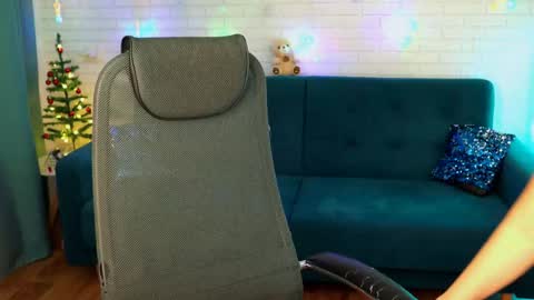 Snapshot of hannarosie chatting on December 17, 4:22 pm hannarosie online show from December 17, 4:22 pm