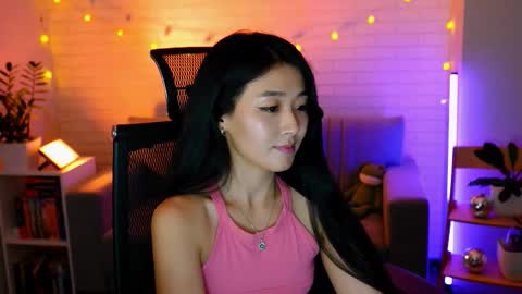 Snapshot of hannarosie chatting on October 5, 7:52 pm hannarosie online show from October 5, 7:52 pm