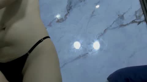 HannMahinne online show from December 16, 9:09 pm