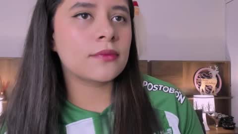 taylor live   online show from December 13, 10:27 pm