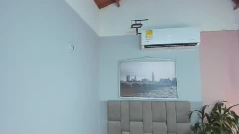 Snapshot of hanny_milf_ chatting on September 10, 11:54 am HANNY online show from September 10, 11:54 am