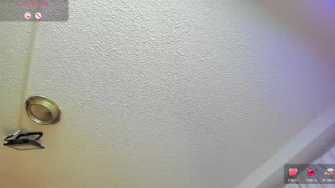 Snapshot of hanny_milf_ chatting on January 22, 11:23 am HANNY online show from January 22, 11:23 am