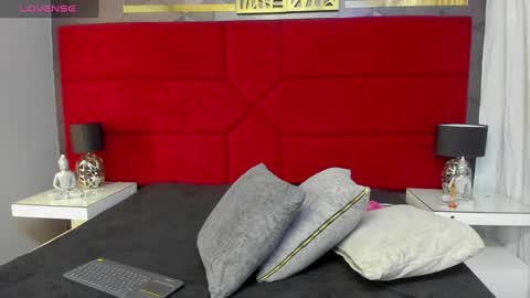 Snapshot of hanny_milf_ chatting on February 26, 11:32 am HANNY online show from February 26, 11:32 am