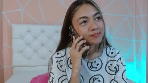 Snapshot of hantonella chatting on September 22, 8:29 pm Anto online show from September 22, 8:29 pm