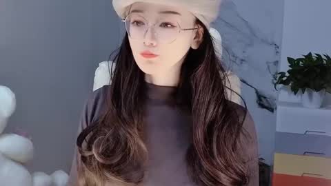 Daisy online show from December 16, 3:40 am