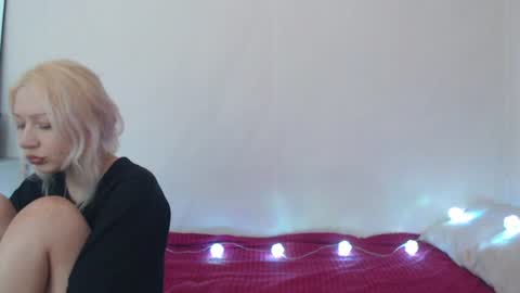Emily online show from July 7, 10:34 pm