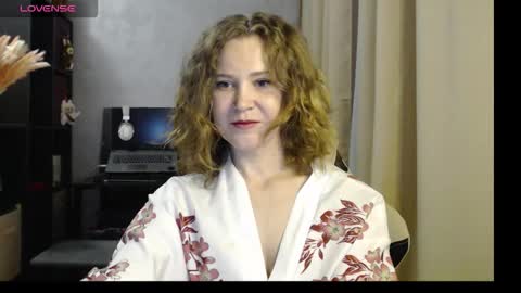 Snapshot of harpersweety chatting on September 13, 10:29 pm Harper online show from September 13, 10:29 pm