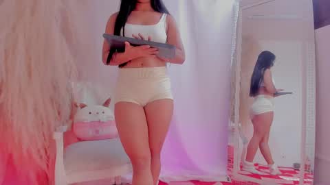 Hayami  online show from October 6, 2:56 pm