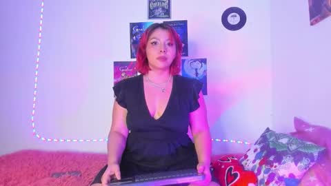 Snapshot of hayden_howland chatting on October 13, 5:32 am hayden_howland online show from October 13, 5:32 am