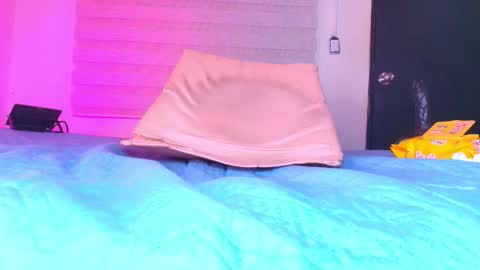 Snapshot of hazel_kataleya chatting on September 20, 7:45 pm kataleya online show from September 20, 7:45 pm