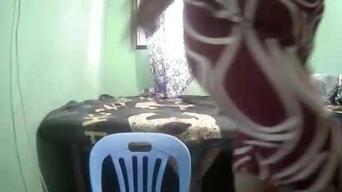 Snapshot of hazeldhane chatting on October 8, 7:56 am hazeldhane online show from October 8, 7:56 am