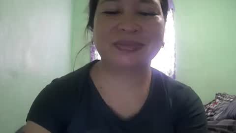 Snapshot of hazeldhane chatting on October 16, 12:46 am hazeldhane online show from October 16, 12:46 am