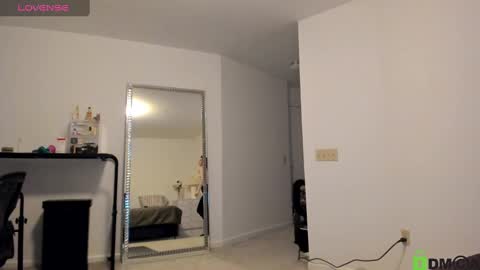 Helen online show from February 28, 4:21 am