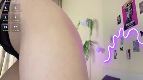 heavenmoth online show from February 24, 1:43 pm