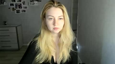 Helen sven online show from April 3, 2:59 pm