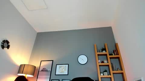 Snapshot of helenaduque_ chatting on October 13, 10:07 am Helena online show from October 13, 10:07 am