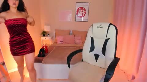 Helena online show from November 5, 1:38 pm